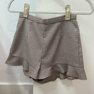 Checkered Ruffle Hem Shorts